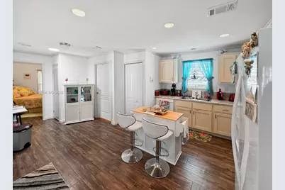 3001 SW 18th Ter, Lot 134, Fort Lauderdale, FL 33315 - Photo 4