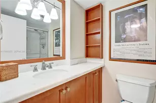 4001 Hillcrest Dr, Hollywood, FL 33021 - Photo 16