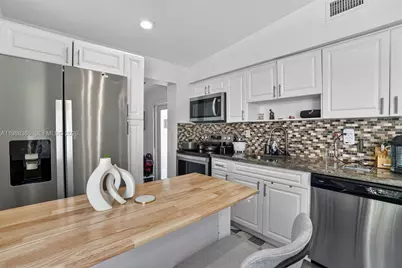 2001 Rutland St, Opa-Locka, FL 33054 - Photo 14