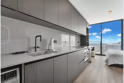 20 NE 11th St #3603A, Miami, FL 33132 - Photo 10