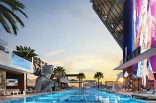 20 NE 11th St, Miami, FL 33132 - Photo 8