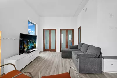 10 SW South River Dr #1615, Miami, FL 33130 - Photo 8