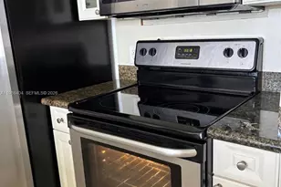 1 Glen Royal Pkwy, Miami, FL 33125 - Photo 2