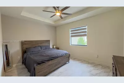 3318 W 106th Ter, Hialeah, FL 33018 - Photo 8