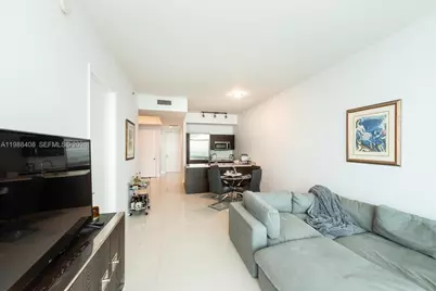 55 SE 6th St #4200, Miami, FL 33131 - Photo 6