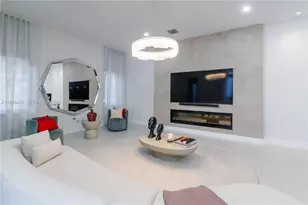 8115 NW 48th Terrace, Doral, FL 33166 - Photo 16