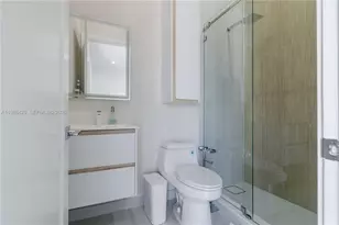 8115 NW 48th Terrace, Doral, FL 33166 - Photo 44