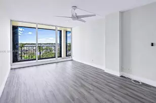 136 Lakeshore Dr, North Palm Beach, FL 33408 - Photo 6