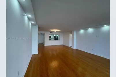 801 N Venetian Dr #1103, Miami, FL 33139 - Photo 12