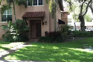 481 Menendez Ave, Coral Gables, FL 33146 - Photo 1