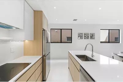 2925 SW 36th Ave, Miami, FL 33133 - Photo 6