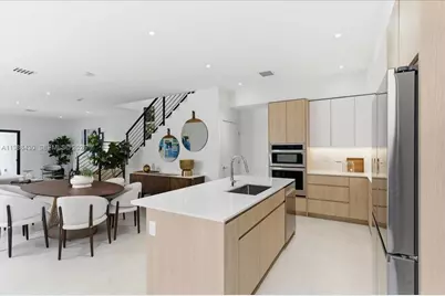 2925 SW 36th Ave, Miami, FL 33133 - Photo 8