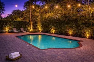 18163 SW 149th Pl, Miami, FL 33187 - Photo 2