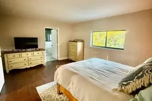 18163 SW 149th Pl, Miami, FL 33187 - Photo 14