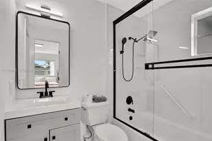 1220 NE 8th St, Pompano Beach, FL 33060 - Photo 6