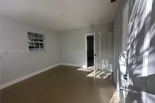 740 84th St, Miami Beach, FL 33141 - Photo 6