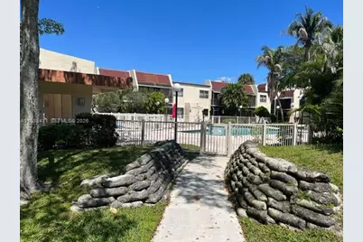 301 N Pine Island Rd #156, Plantation, FL 33324 - Photo 14