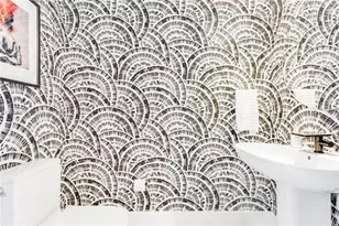 1100 Biscayne Blvd, Miami, FL 33132 - Photo 12