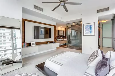 1100 Biscayne Blvd #2708, Miami, FL 33132 - Photo 20