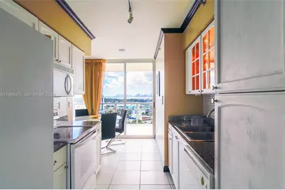 7330 Ocean Ter #20-C, Miami Beach, FL 33141 - Photo 8