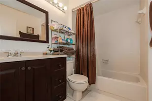 1172 NW 122nd Terrace, Pembroke Pines, FL 33026 - Photo 24