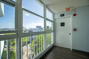 1990 Marseille Dr, Miami Beach, FL 33141 - Photo 6