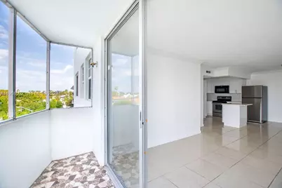 1990 Marseille Dr #402, Miami Beach, FL 33141 - Photo 16