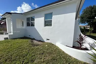 743 NW 77th Terrace, Miami, FL 33150 - Photo 2