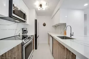 1000 West Ave, Miami Beach, FL 33139 - Photo 8