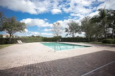 2409 SW 99th Way, Miramar, FL 33025 - Photo 24