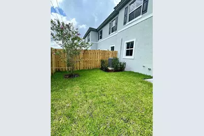 11965 NW 47th Mnr, Coral Springs, FL 33076 - Photo 16