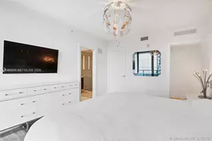 1451 Brickell Ave, Miami, FL 33131 - Photo 10