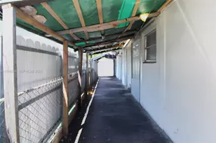 2900 NW 95th St, Miami, FL 33147 - Photo 26