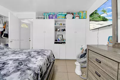 2900 NW 95th St, Miami, FL 33147 - Photo 16