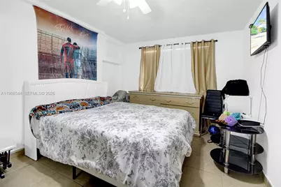 2900 NW 95th St, Miami, FL 33147 - Photo 38