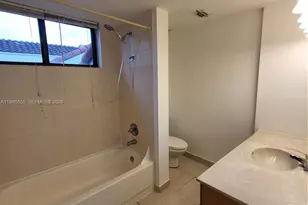 8215 SW 152nd Ave, Miami, FL 33193 - Photo 16