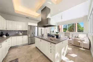 10 Edgewater Dr, Coral Gables, FL 33133 - Photo 28