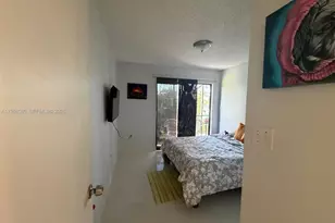 468 NE 206th Ln, Miami, FL 33179 - Photo 12