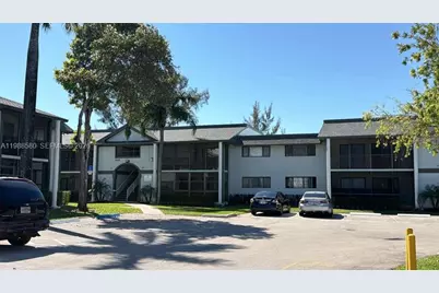 468 NE 206th Ln #102, Miami, FL 33179 - Photo 30