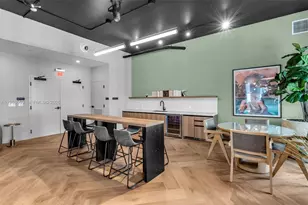 121 NE 5th St, Miami, FL 33132 - Photo 28