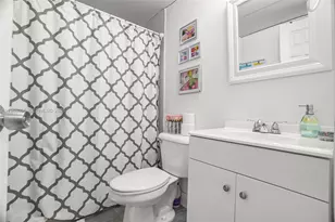 7695 NW 178th Terrace, Hialeah, FL 33015 - Photo 12