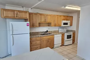 7135 Collins Ave, Miami Beach, FL 33141 - Photo 2