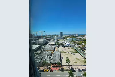 7135 Collins Ave #1821, Miami Beach, FL 33141 - Photo 14