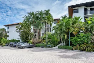 55 Ocean Ln Dr, Key Biscayne, FL 33149 - Photo 4