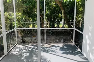 9454 NW 8th Cir, Plantation, FL 33324 - Photo 10