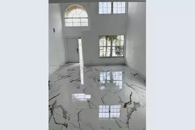 9454 NW 8th Cir, Plantation, FL 33324 - Photo 2