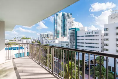 1800 Collins Ave #8C, Miami Beach, FL 33139 - Photo 1