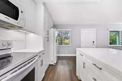 1301 SW 134th Way #313B, Pembroke Pines, FL 33027 - Photo 10