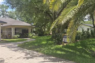 30705 SW 197th Ave, Homestead, FL 33030 - Photo 4
