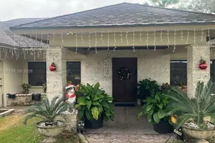 30705 SW 197th Ave, Homestead, FL 33030 - Photo 2